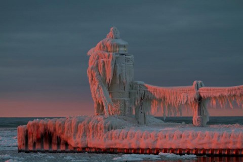 lighthouse ice pink